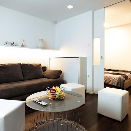 Elegant 1-Bedroom Apartment Near Hill Forest Ljubljana Luaran gambar