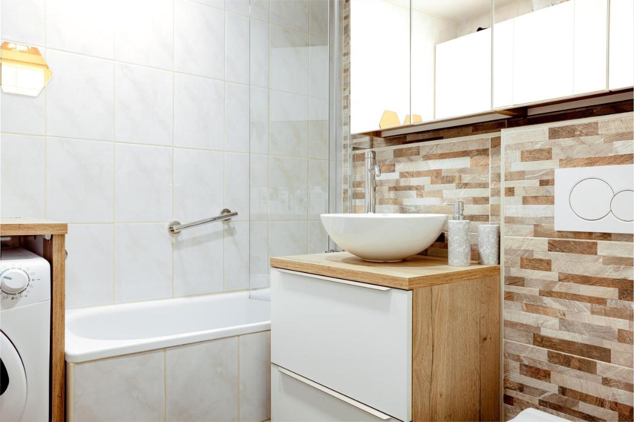 Elegant 1-Bedroom Apartment Near Hill Forest Ljubljana Luaran gambar