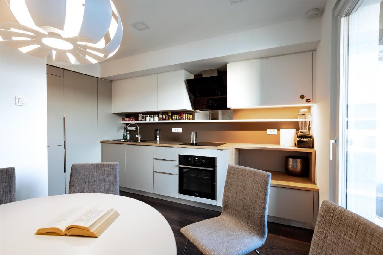 Elegant 1-Bedroom Apartment Near Hill Forest Ljubljana Luaran gambar